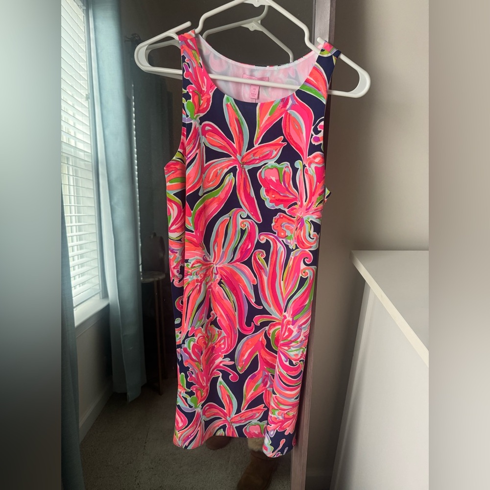 Lilly Pulitzer NWT “resort navy” shift dress XS